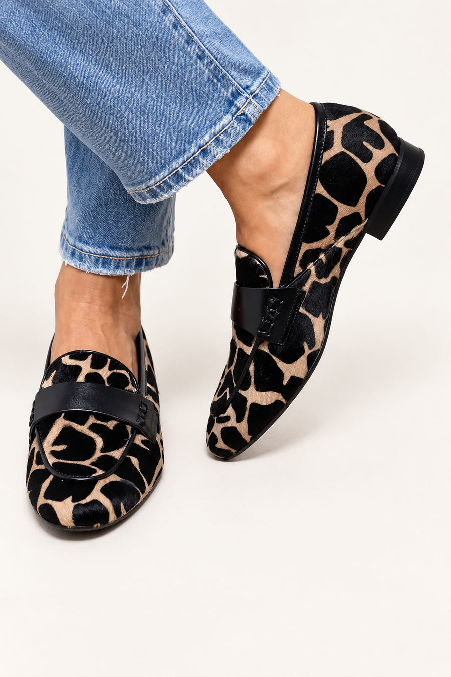 Paula Sharp Style Slip-On Loafers