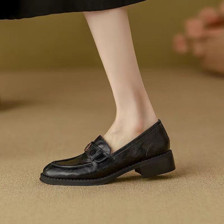 Elegant Floral Buckle Leather Loafers