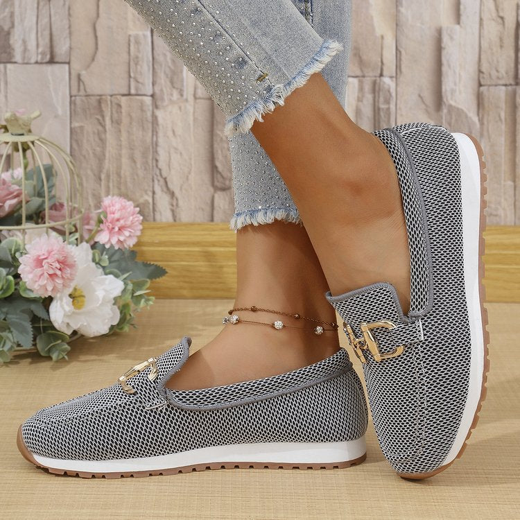 Women's Round Toe Slip On Loafers With Buckle Decor