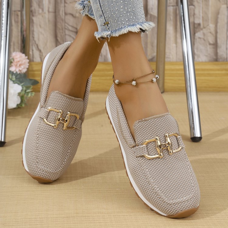 Women's Round Toe Slip On Loafers With Buckle Decor