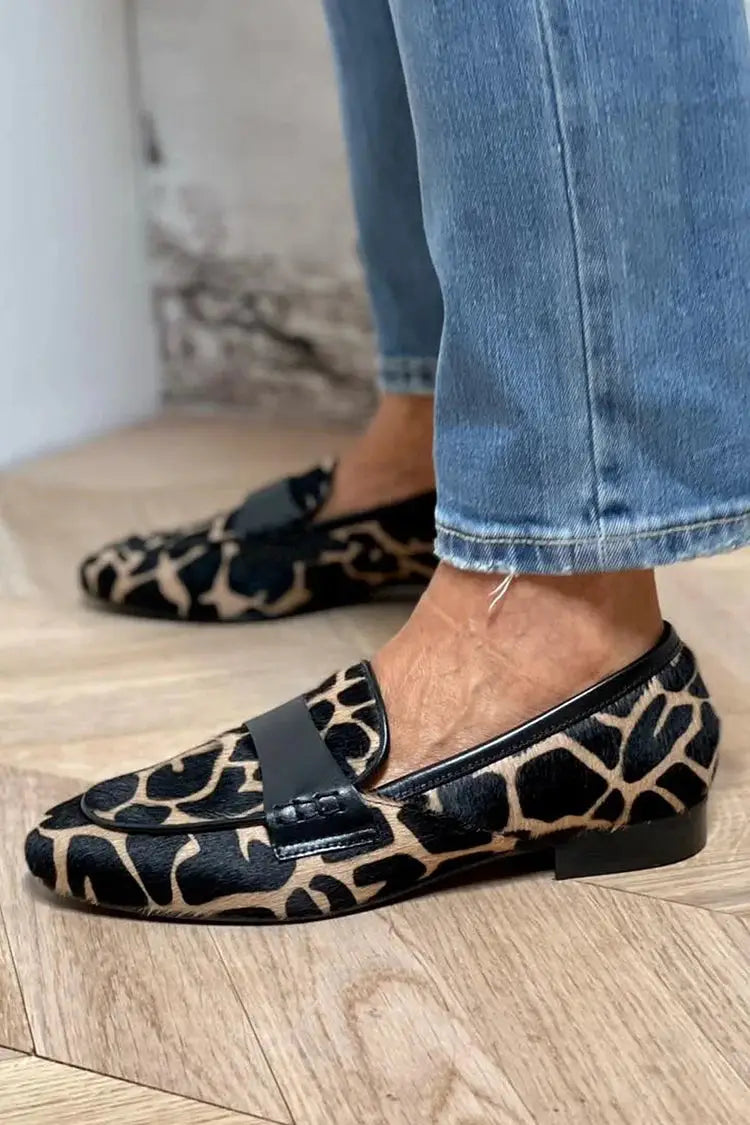 Paula Sharp Style Slip-On Loafers
